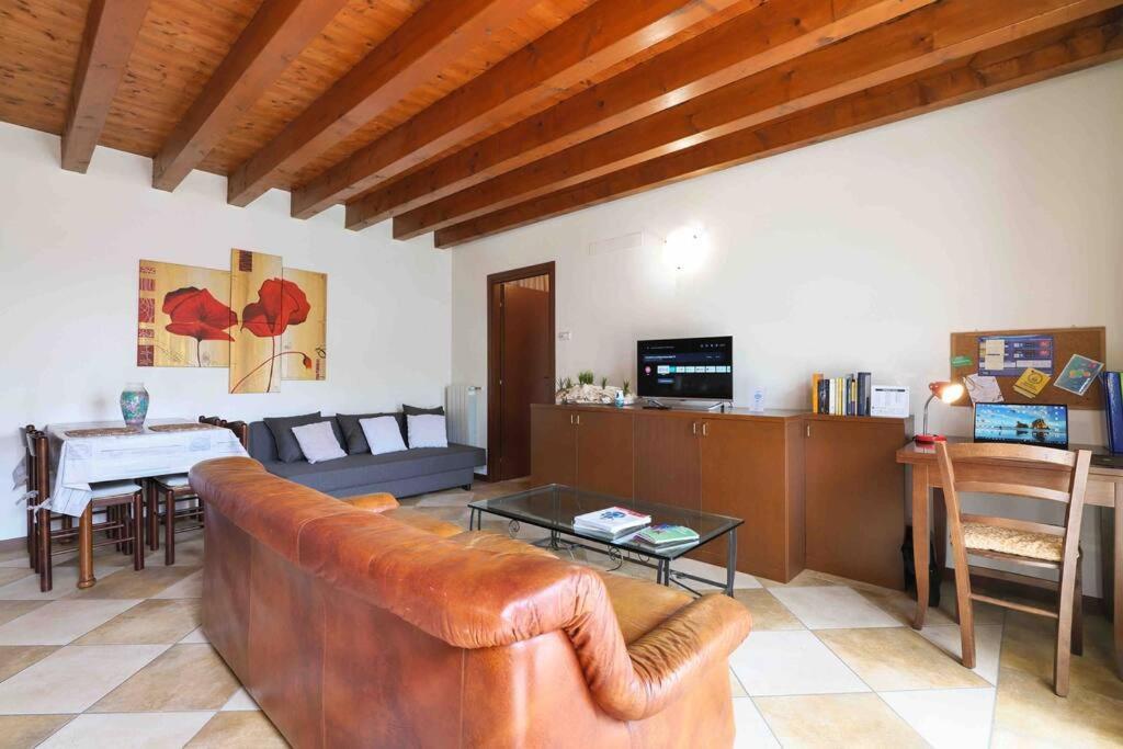 Borgo Di Terzo Bifocale In Centro Storico Check In 24H Fast Wi-Fi Bus 500M Apartment Exterior photo